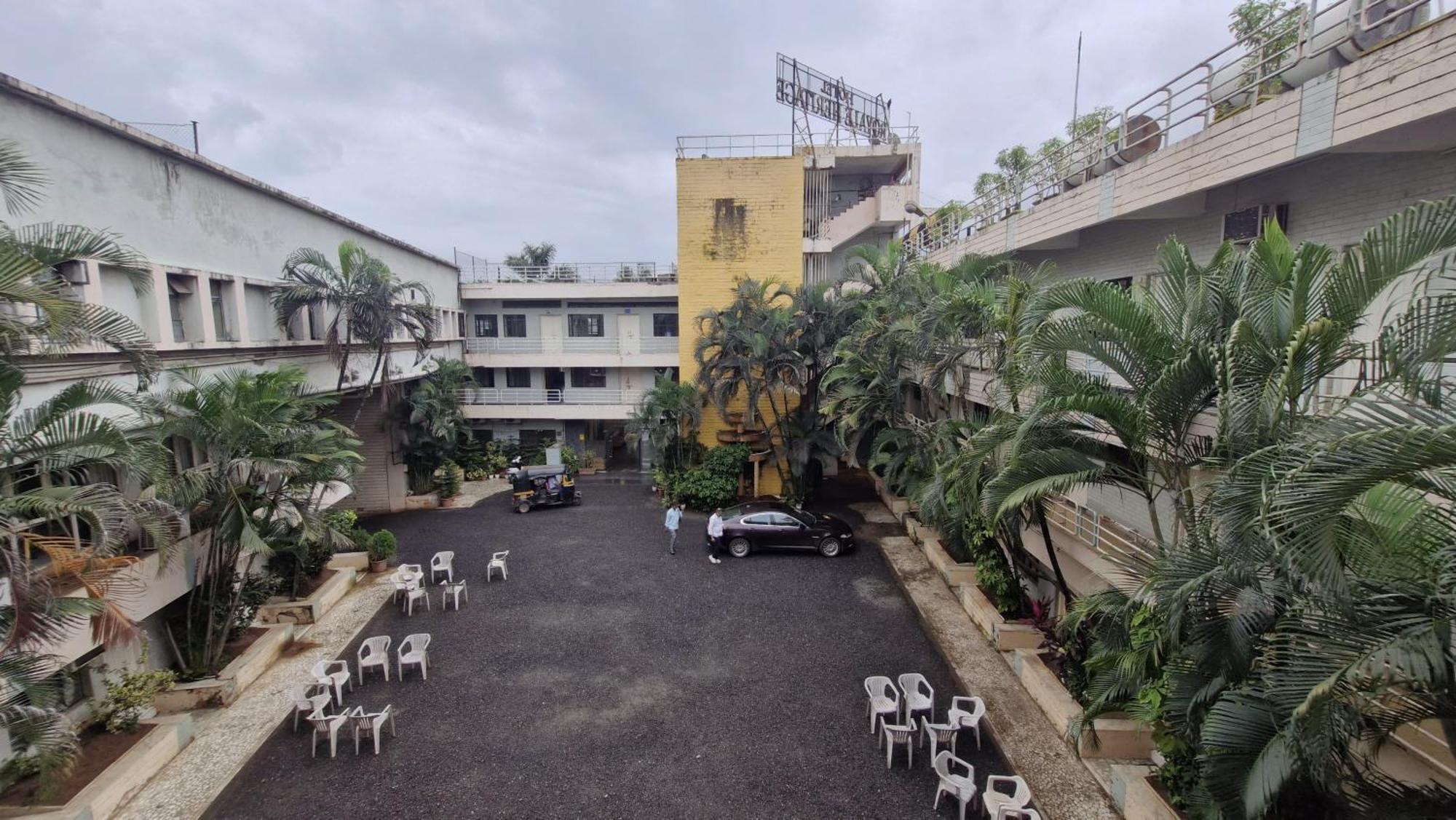 Hotel Royale Heritage Nashik Eksteriør billede