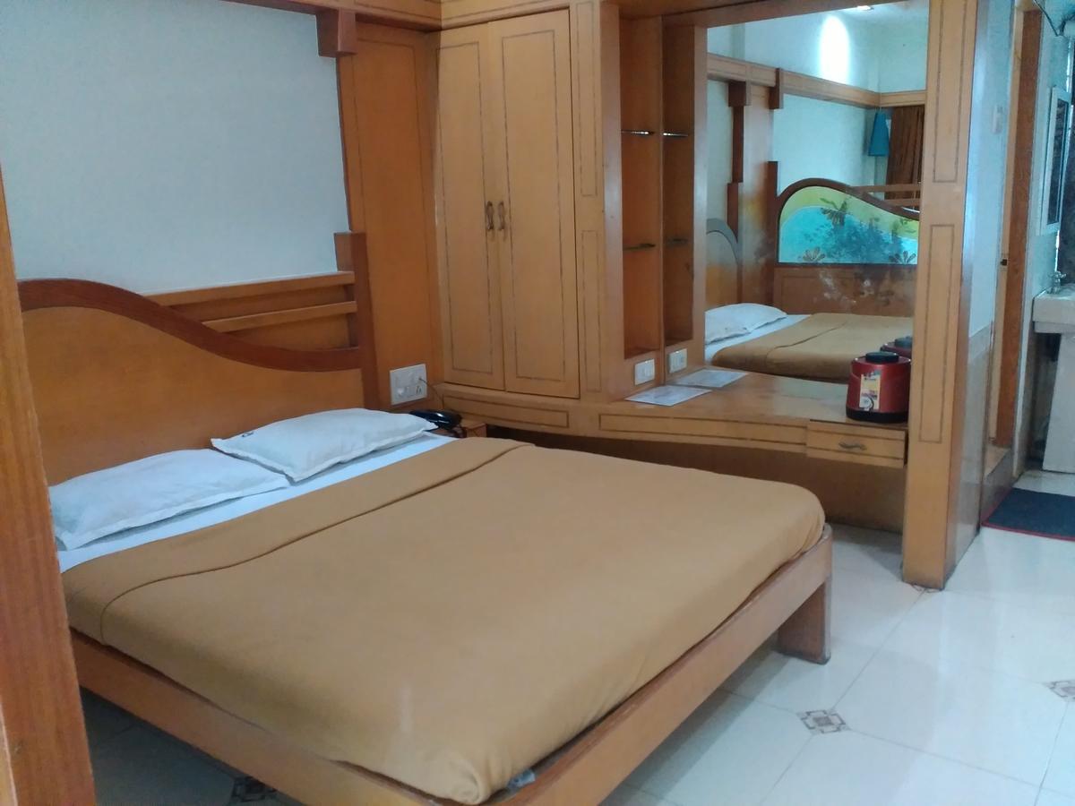 Hotel Royale Heritage Nashik Eksteriør billede