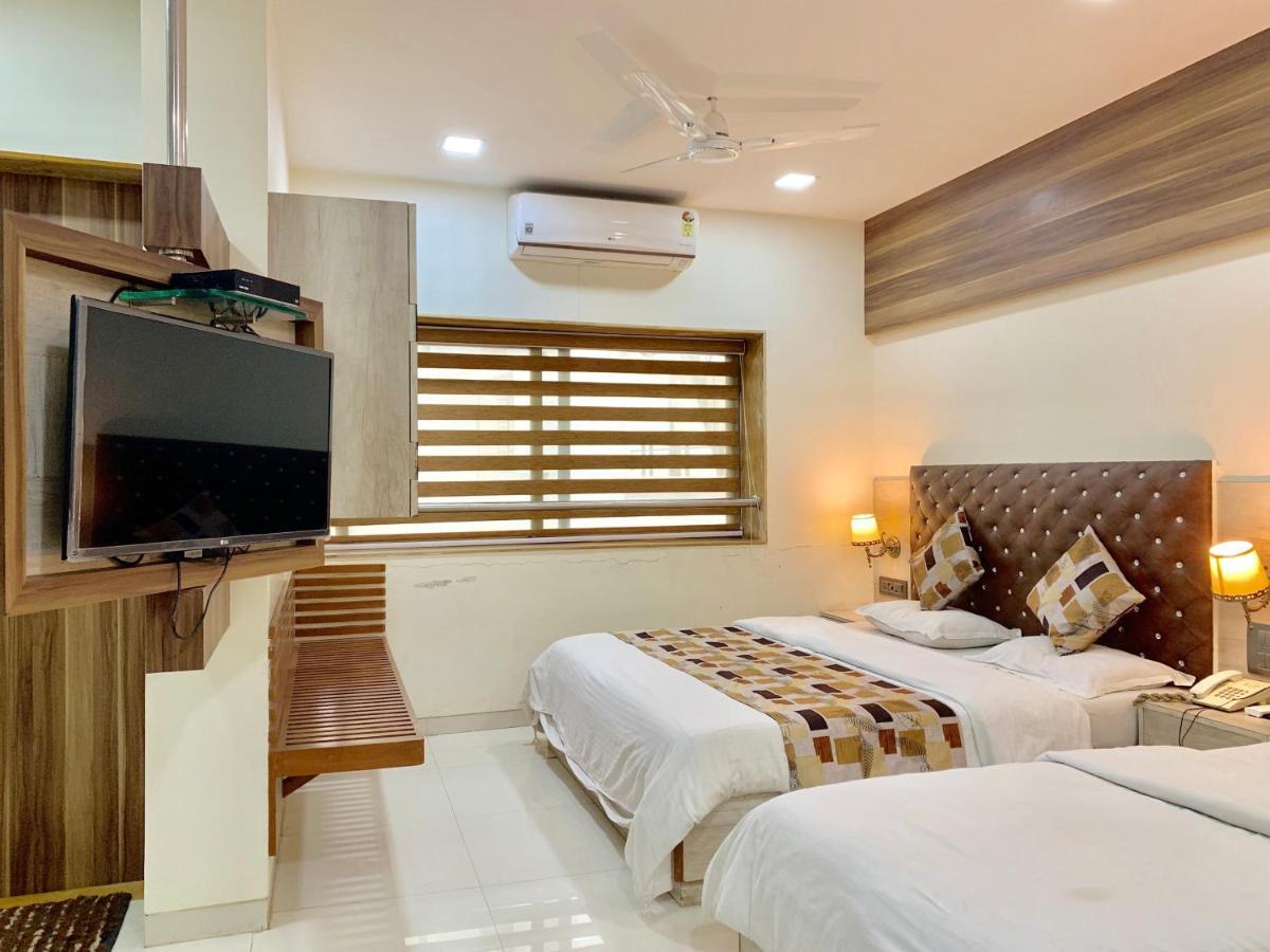 Hotel Royale Heritage Nashik Eksteriør billede